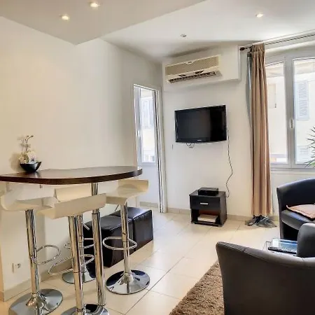 By Interhome * Cannes