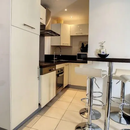 Appartamento By Interhome Cannes